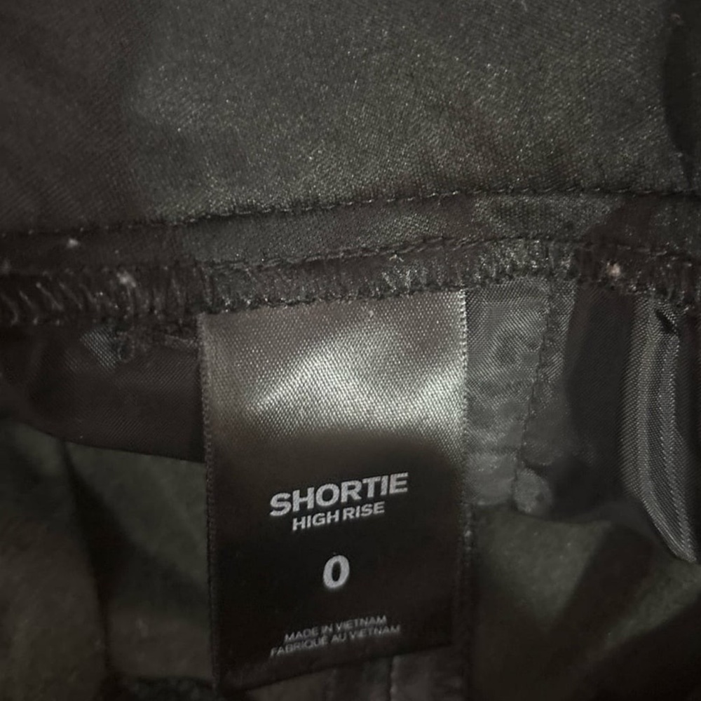 Express Black High Waist Leather Shorts - Picture 4 of 4